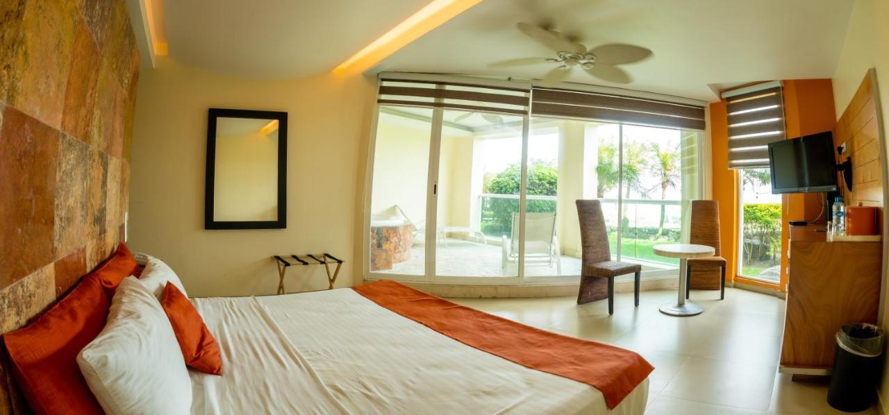Artisan Playa Esmeralda Family Beach Hotel Playa Chachalacas المظهر الخارجي الصورة